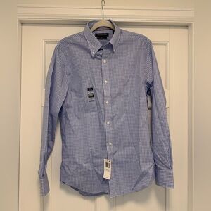 NWT Tommy Hilfiger Men’s Button Down Shirt